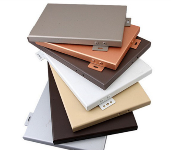 <a href='http://www.tm5568.cn/' target='_blank'><u>藝倫裝飾</u></a>淺談<a href='http://www.tm5568.cn/' target='_blank'><u>氟碳鋁單板</u></a>與氧化<a href='http://www.tm5568.cn/' target='_blank'><u>鋁單板</u></a>的區(qū)別